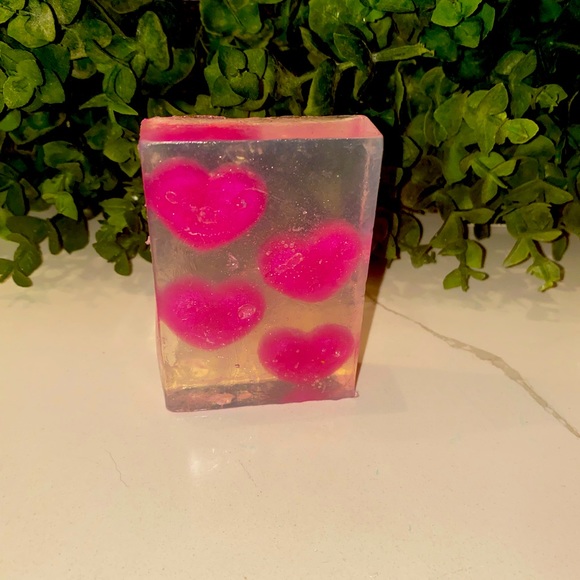 Heart body soap - Picture 1 of 1